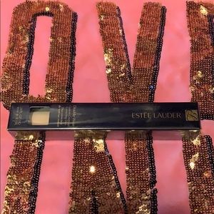 Double Wear Custom Coverage Correcting Duo